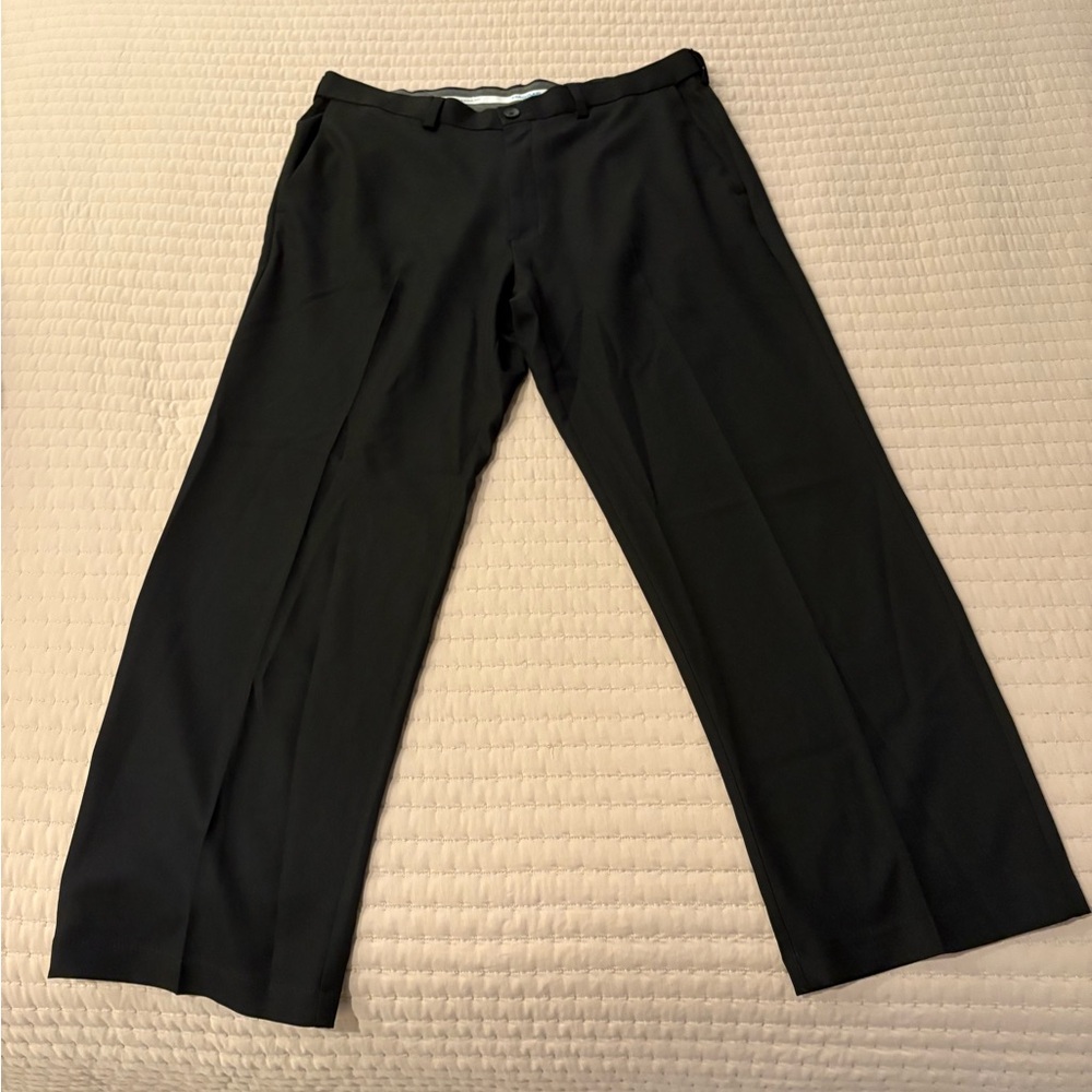Haggar Men's Classic Fit Black Trousers